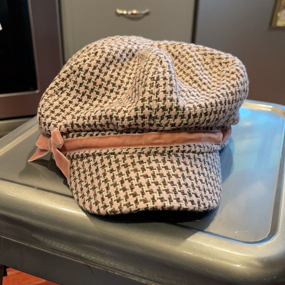 Women’s hat - Picture 2 of 7